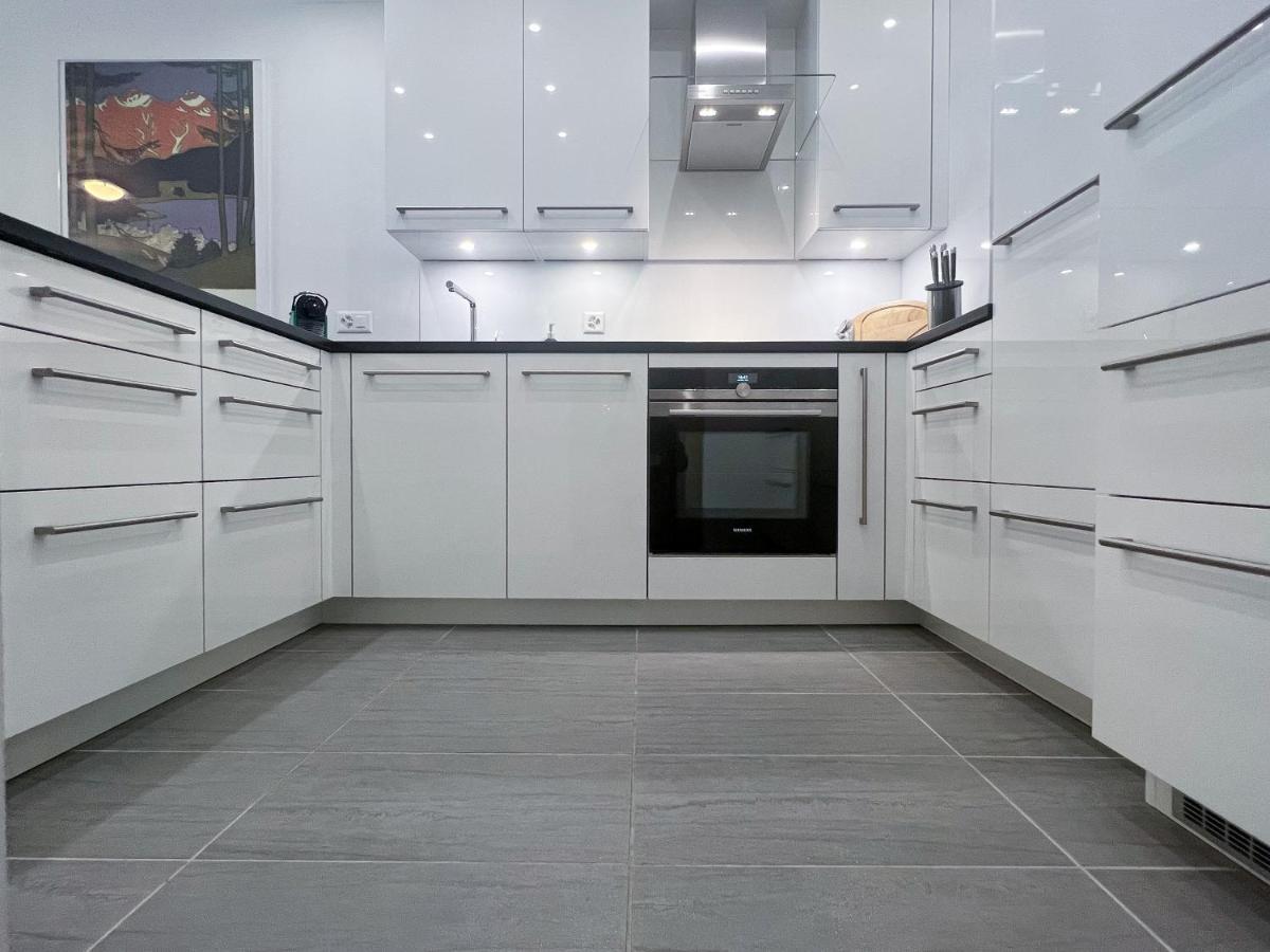 Designer Kueche - Suedbalkon - Tg-Stellplatz - Wlan Διαμέρισμα Σεντ Μόριτζ Εξωτερικό φωτογραφία